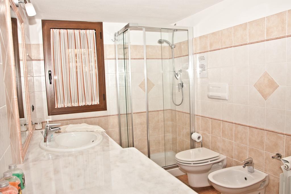 B&B Villa Tancau Санта Мария Наварезе Стая снимка