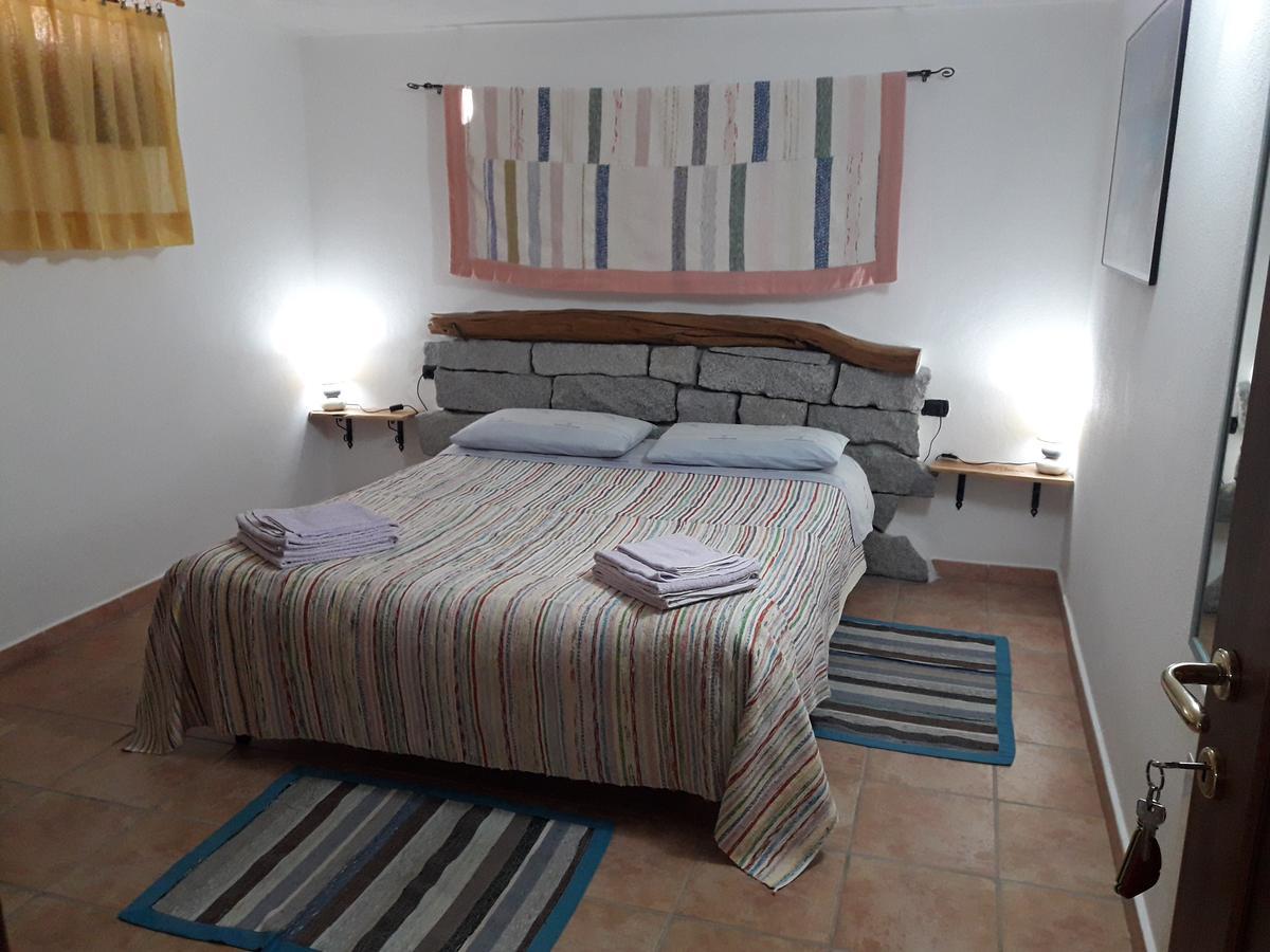 B&B Villa Tancau Санта Мария Наварезе Екстериор снимка